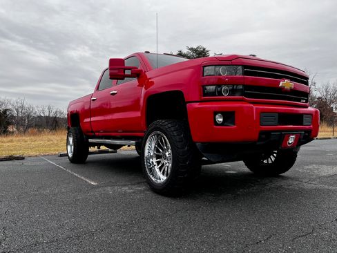 Used 2018 Chevrolet Silverado 2500 LTZ w/ Duramax Plus Package image 14