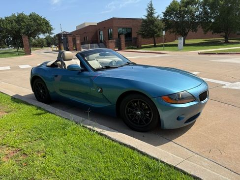 Used 2003 BMW Z4 2.5i RWD image 6