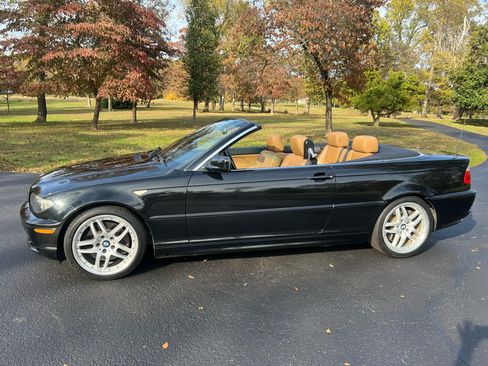 Used 2006 BMW 330Ci Convertible image 1