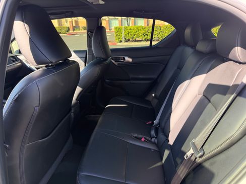 Used 2015 Lexus CT 200h w/ F Sport w/Nuluxe Interior image 11