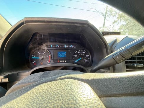 Used 2021 Ford F350 XL w/ Power Equipment Group image 9