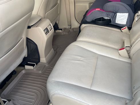 Used 2013 Lexus RX 450h AWD w/ Navigation Pkg image 22