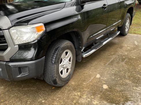 Used 2016 Toyota Tundra SR RWD image 2
