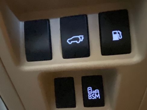 Used 2013 Lexus RX 450h FWD image 15