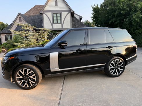 Used 2020 Land Rover Range Rover HSE AWD/4WD image 2