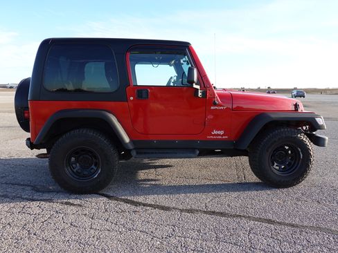 Used 2005 Jeep Wrangler Sport image 9