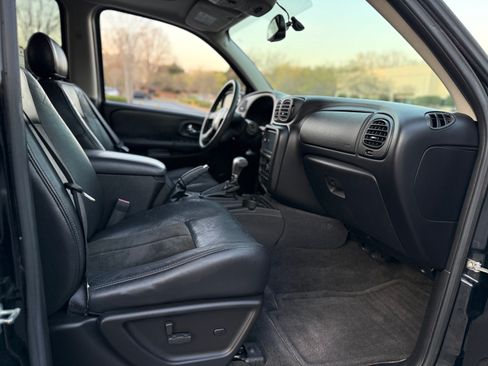 Used 2006 Chevrolet TrailBlazer LT w/ SS Package image 14