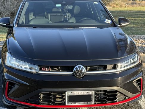 Used 2025 Volkswagen Jetta GLI Autobahn image 12