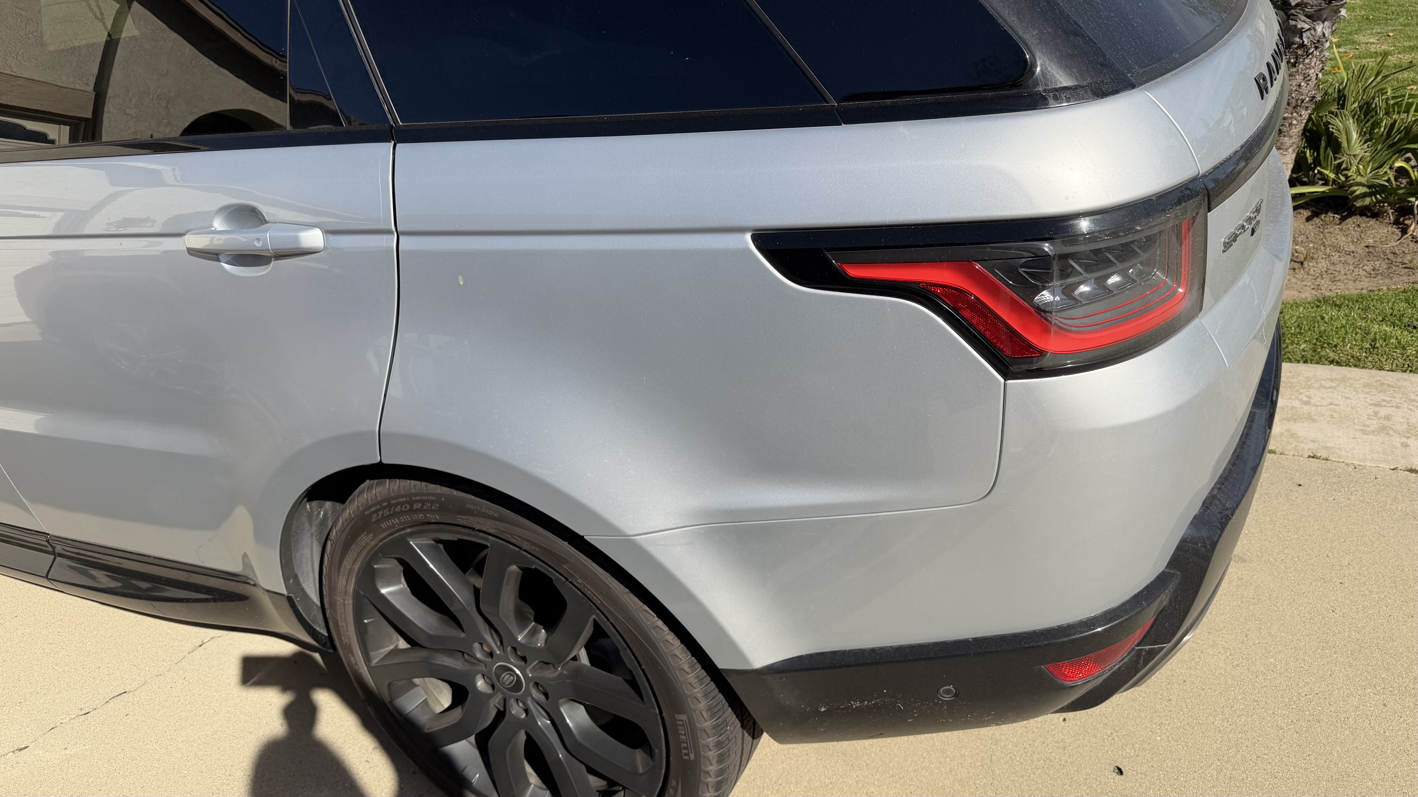 Used 2022 Land Rover Range Rover Sport HSE Silver Edition AWD/4WD image 5