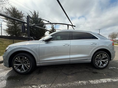 Used 2023 Audi Q8 Premium Plus w/ Premium Plus Package image 18