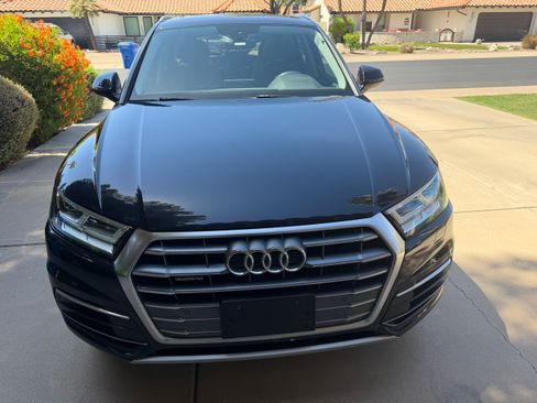 Used 2018 Audi Q5 2.0T Premium Plus w/ Premium Plus Package AWD/4WD image 6