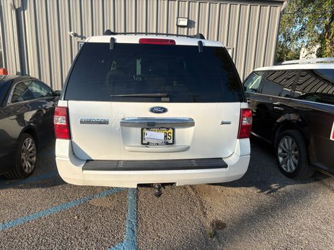 Used 2012 Ford Expedition Limited image 2