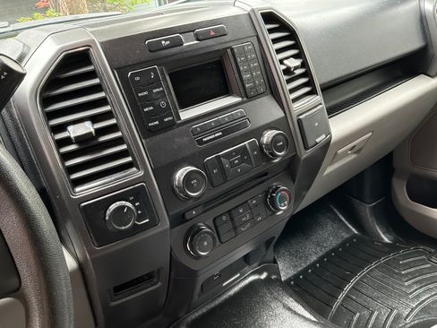 Used 2017 Ford F150 XLT AWD/4WD image 13