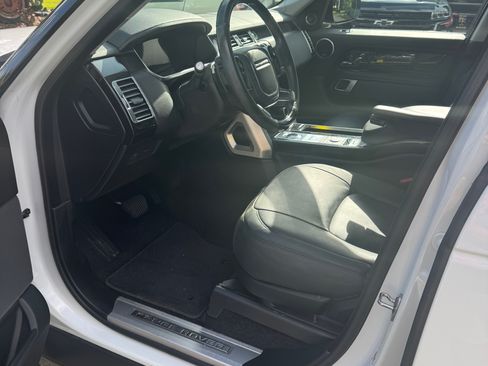 Used 2018 Land Rover Range Rover HSE AWD/4WD image 5