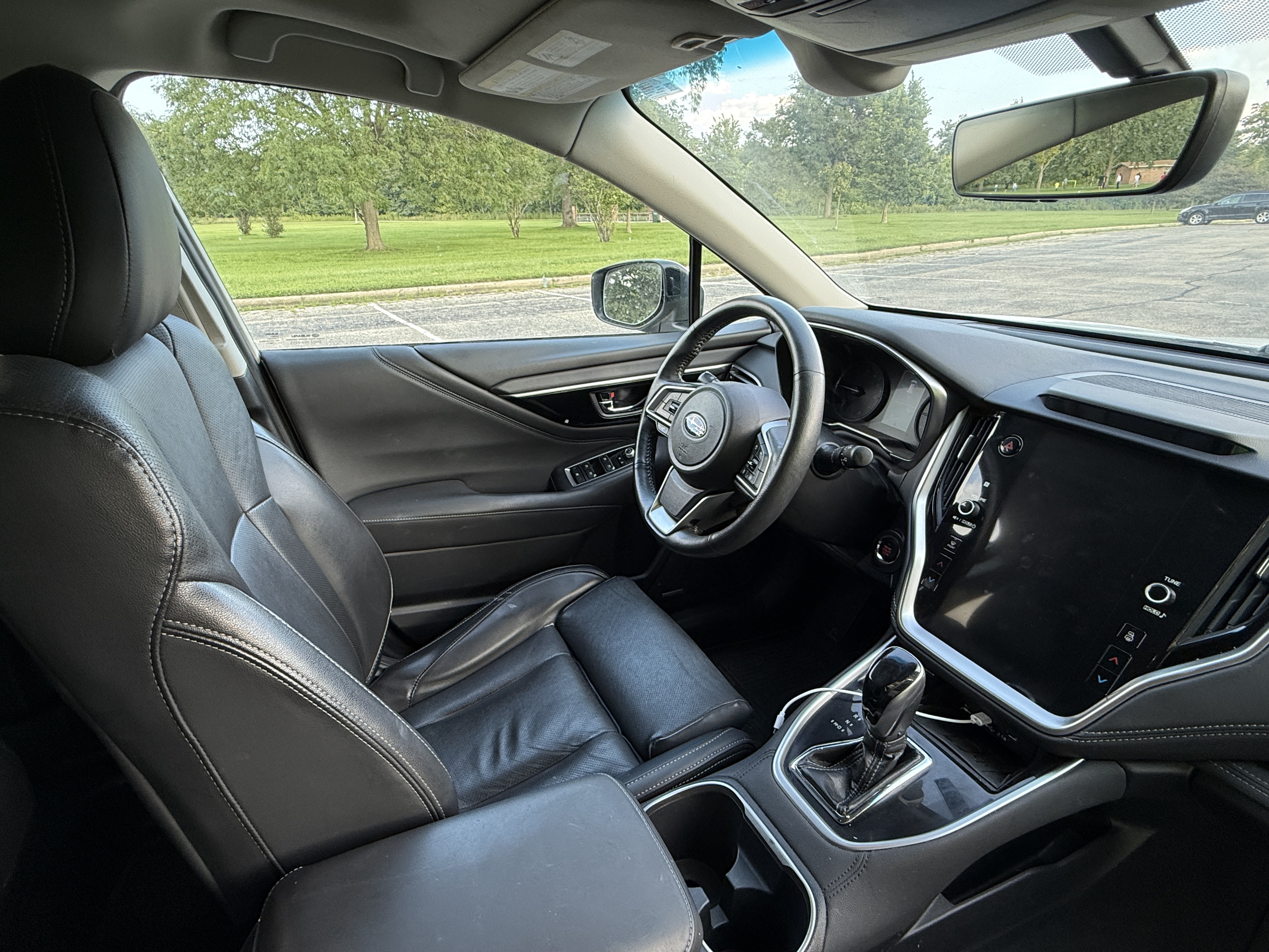 Used 2020 Subaru Outback Limited w/ Popular Package #2 AWD/4WD image 14