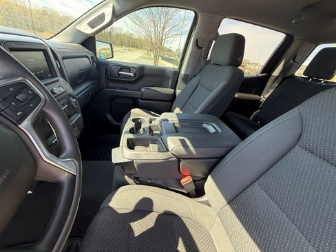 Used 2022 Chevrolet Silverado 1500 Custom w/ Safety Confidence Package image 10