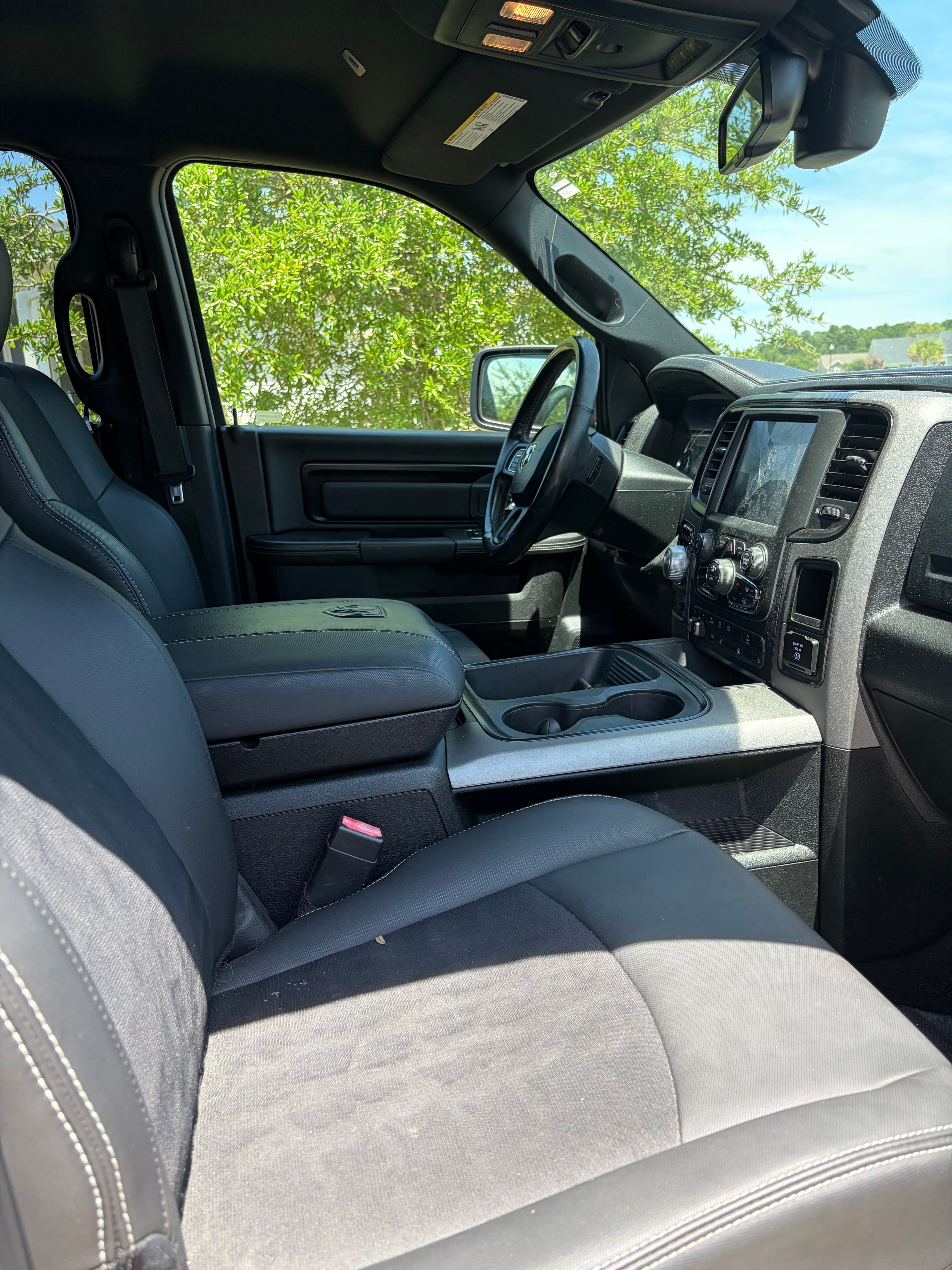 Used 2018 RAM 1500 Rebel w/ Luxury Group AWD/4WD image 4
