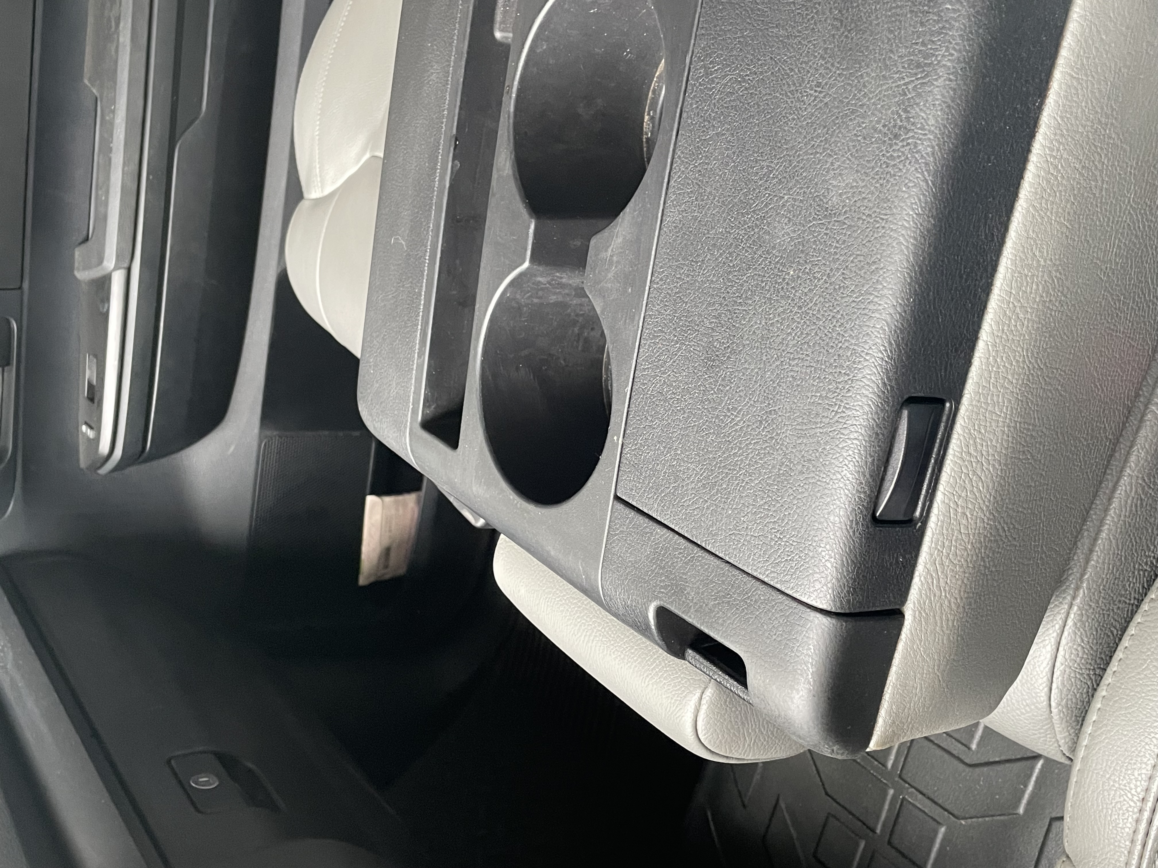 Used 2016 Toyota Tundra SR RWD image 13