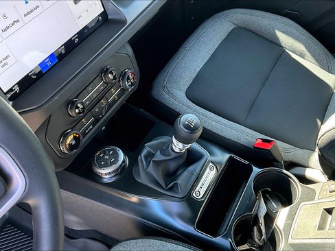 Used 2025 Ford Bronco 2-Door w/ Sasquatch Package image 32