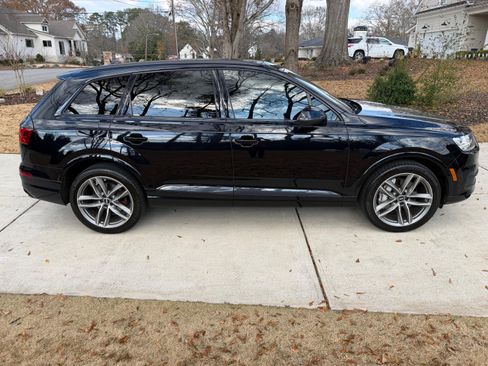 Used 2017 Audi Q7 3.0T Prestige image 9