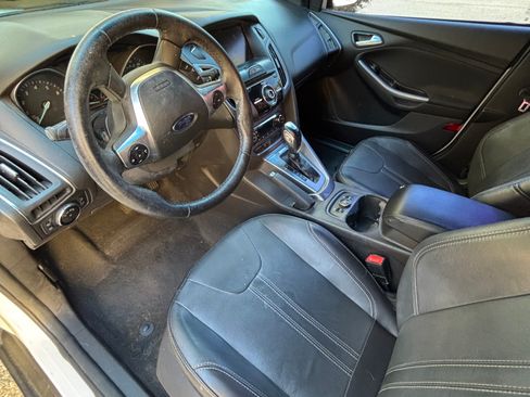 Used 2014 Ford Focus Titanium FWD image 13