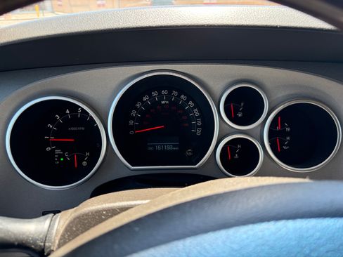 Used 2010 Toyota Sequoia Platinum AWD/4WD image 9