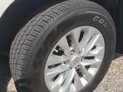 Used 2021 Lexus GX 460 Premium w/ Premium Package image 30