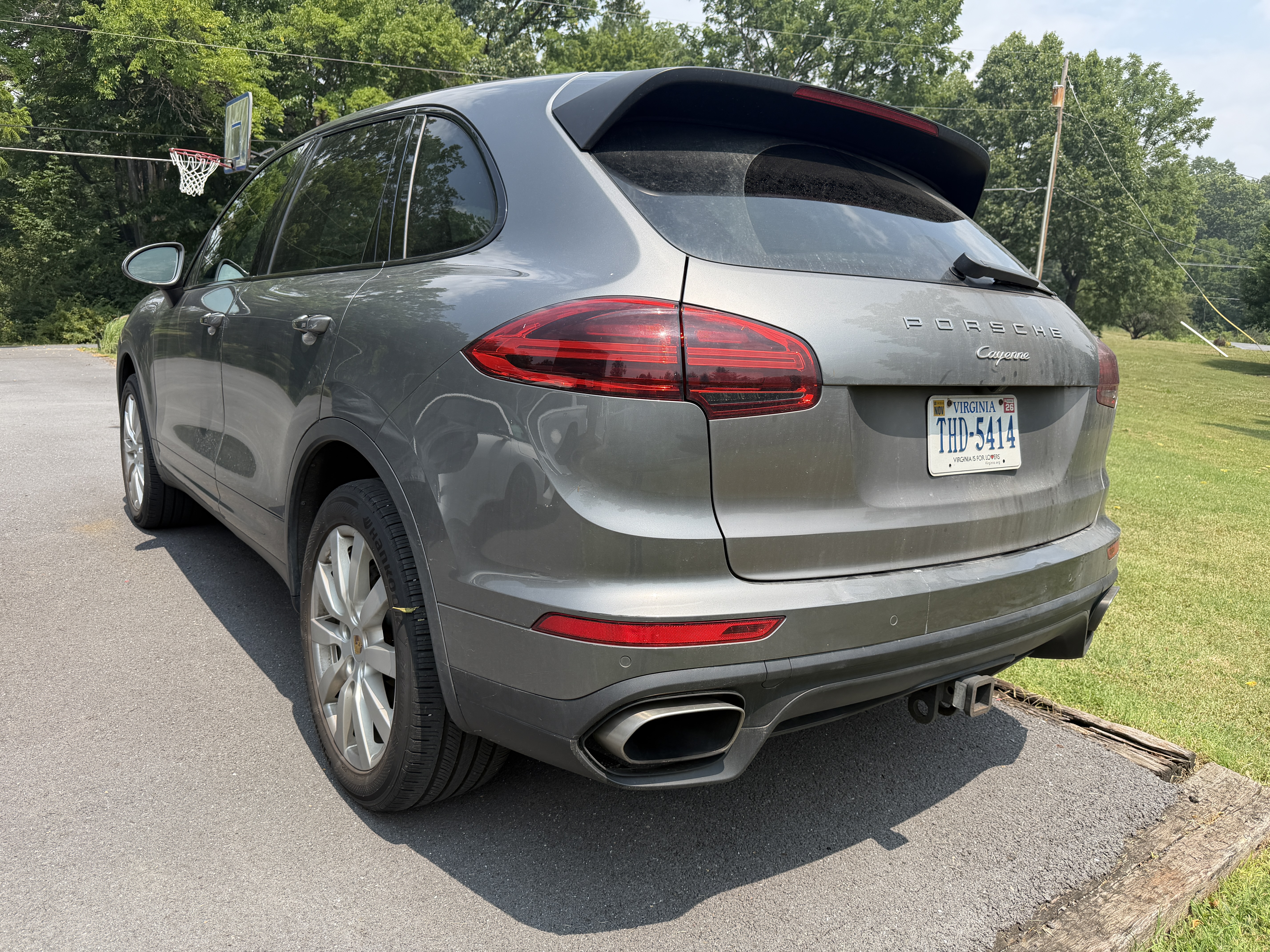 Used 2016 Porsche Cayenne AWD/4WD image 6
