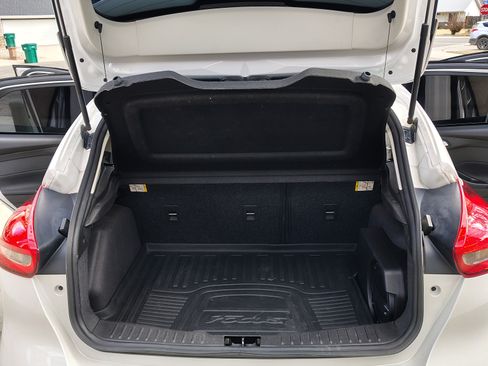 Used 2017 Ford Focus Titanium image 10