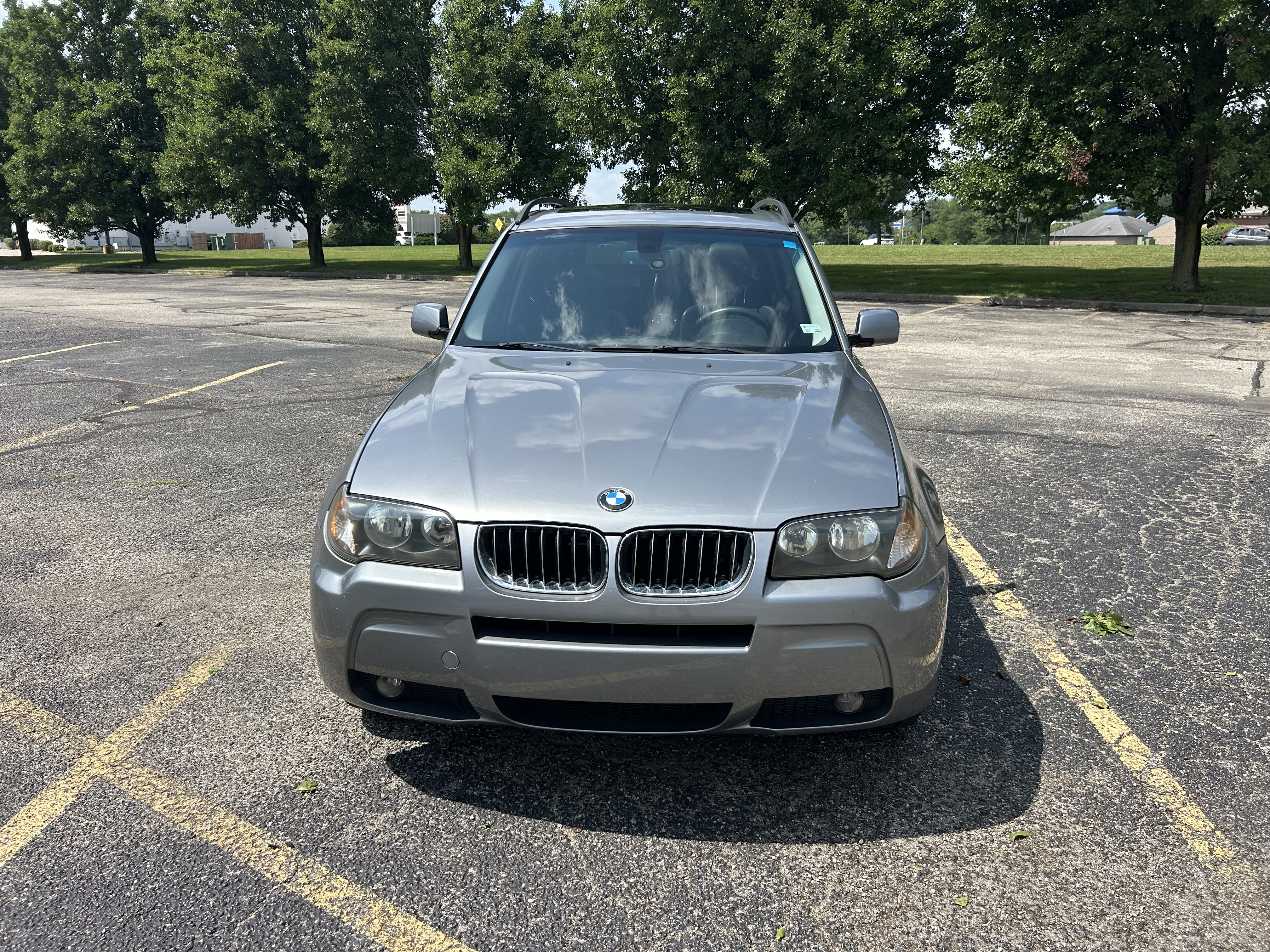 Used 2006 BMW X3 3.0i w/ M Sport Package AWD/4WD image 2