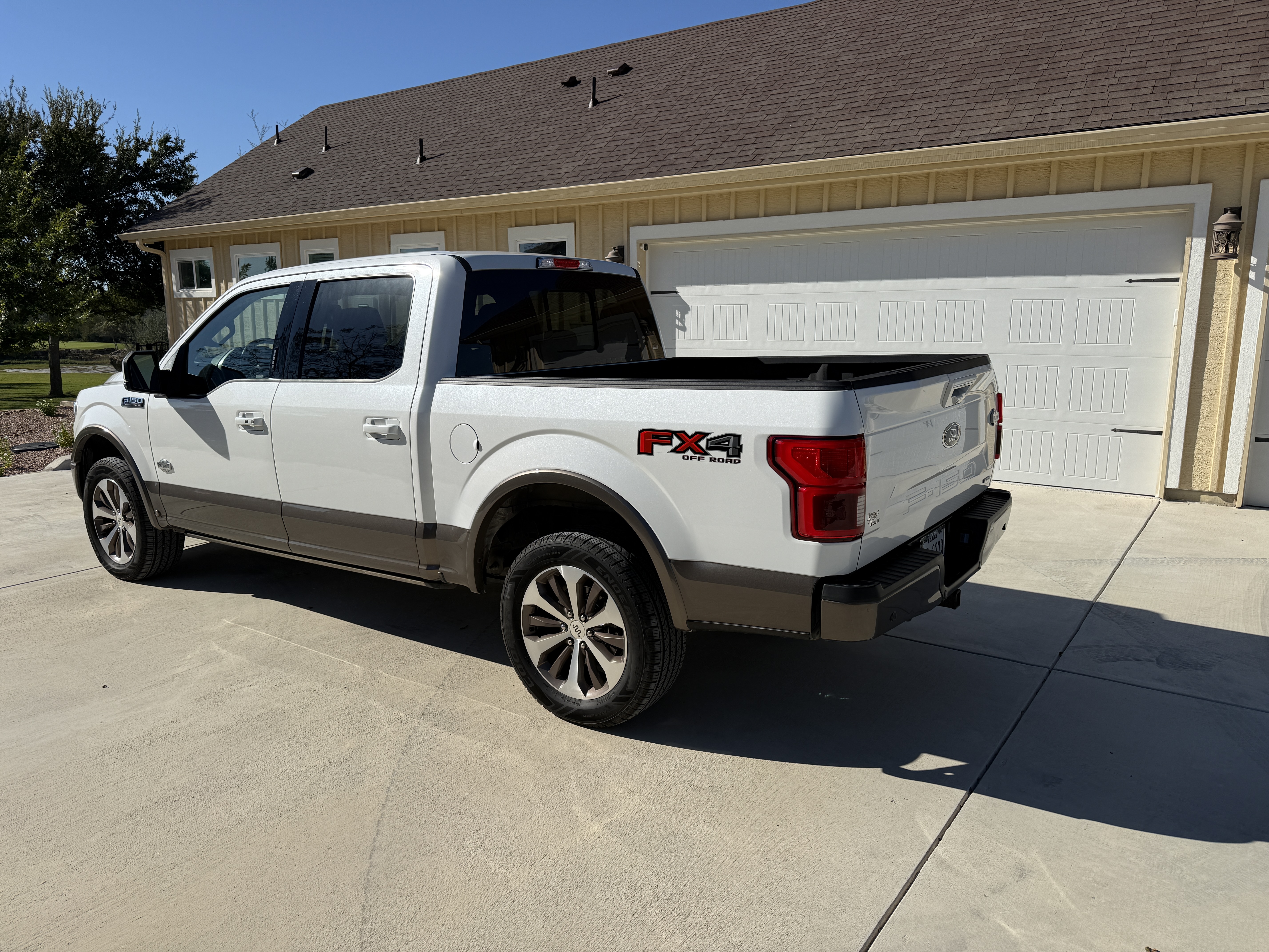 Used 2020 Ford F150 King Ranch w/ Equipment Group 601A Luxury AWD/4WD image 8