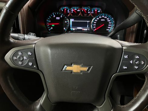 Used 2015 Chevrolet Silverado 2500 High Country w/ Duramax Plus Package image 19