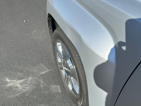 Used 2012 GMC Terrain SLT w/ Chrome and Technology Package image 2