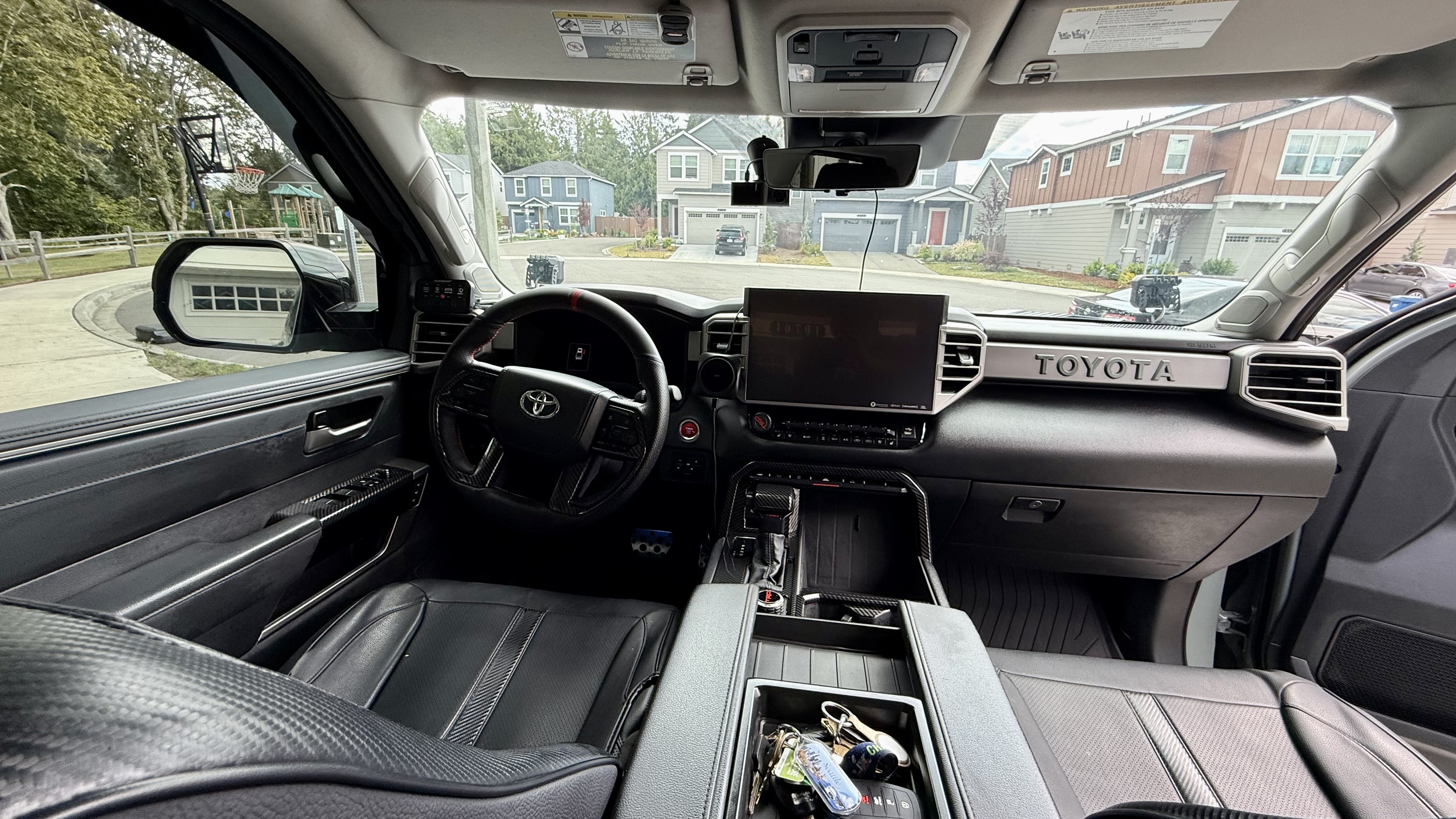 Used 2024 Toyota Tundra Limited w/ TRD Off-Road Package AWD/4WD image 19