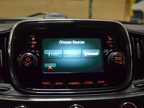 Used 2016 FIAT 500 Pop w/ Italia Package image 13