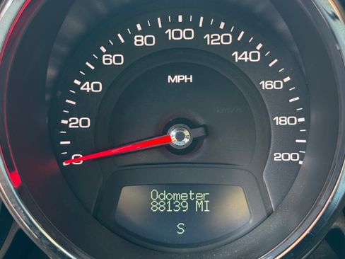 Used 2011 Cadillac CTS V image 10