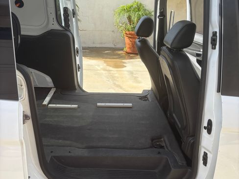 Used 2018 Ford Transit Connect XL image 14