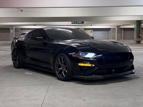Used 2019 Ford Mustang GT Premium w/ Performance Package - Level 2 RWD image 17