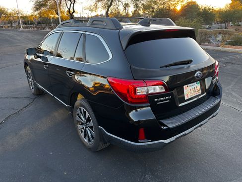 Used 2016 Subaru Outback 2.5i Limited image 6