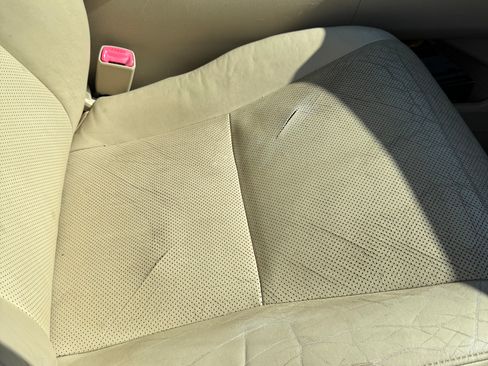 Used 2012 Lexus RX 450h AWD w/ Premium Pkg image 12