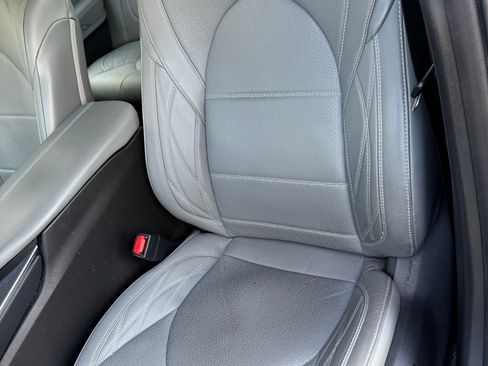 Used 2019 Toyota Avalon Limited w/ Advanced Safety Package image 19