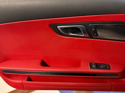 Used 2012 Mercedes-Benz SLS AMG Roadster image 10