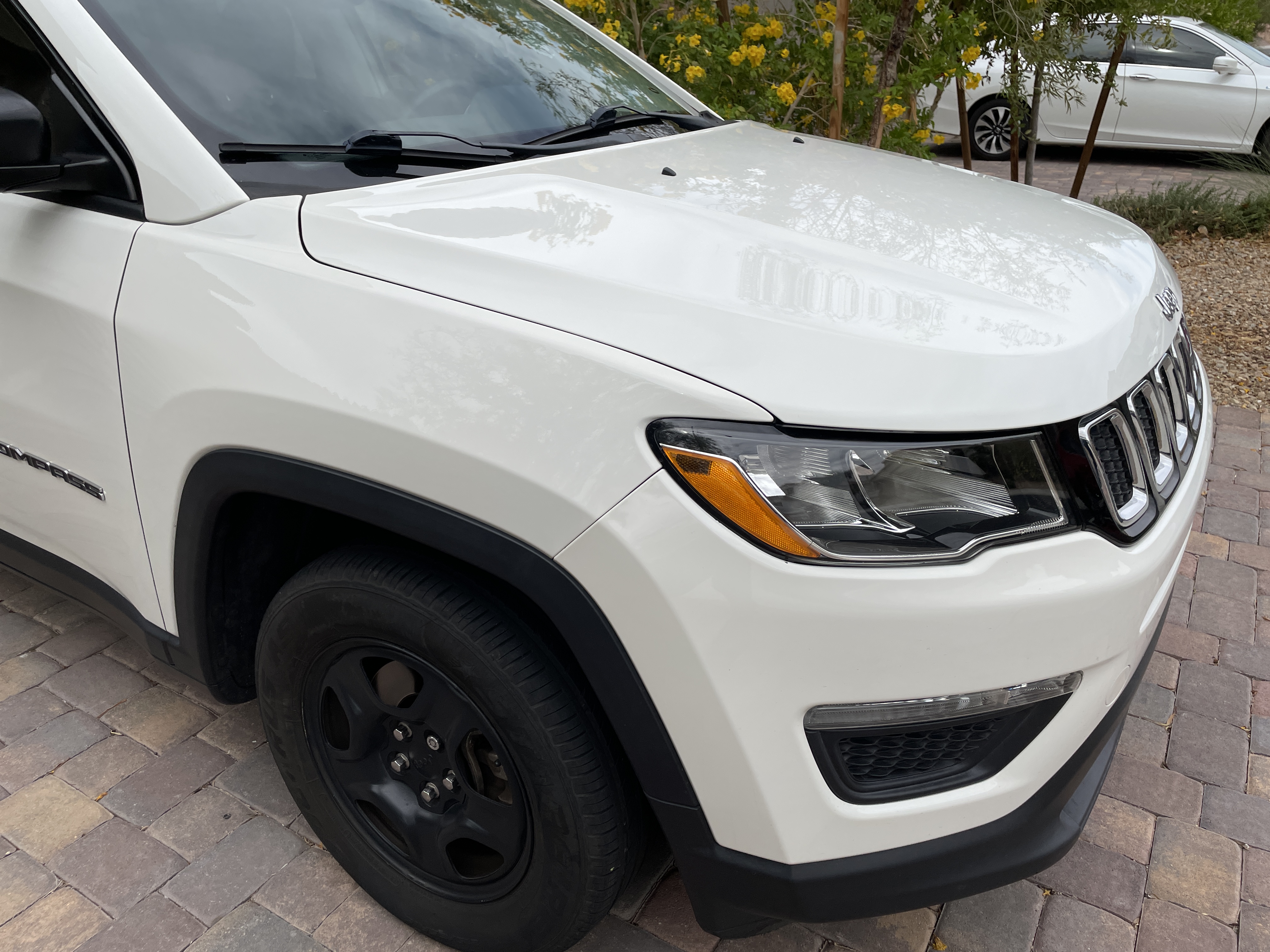 Used 2018 Jeep Compass Sport FWD image 16