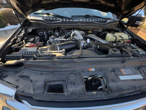 Used 2022 Ford F250 Platinum image 11