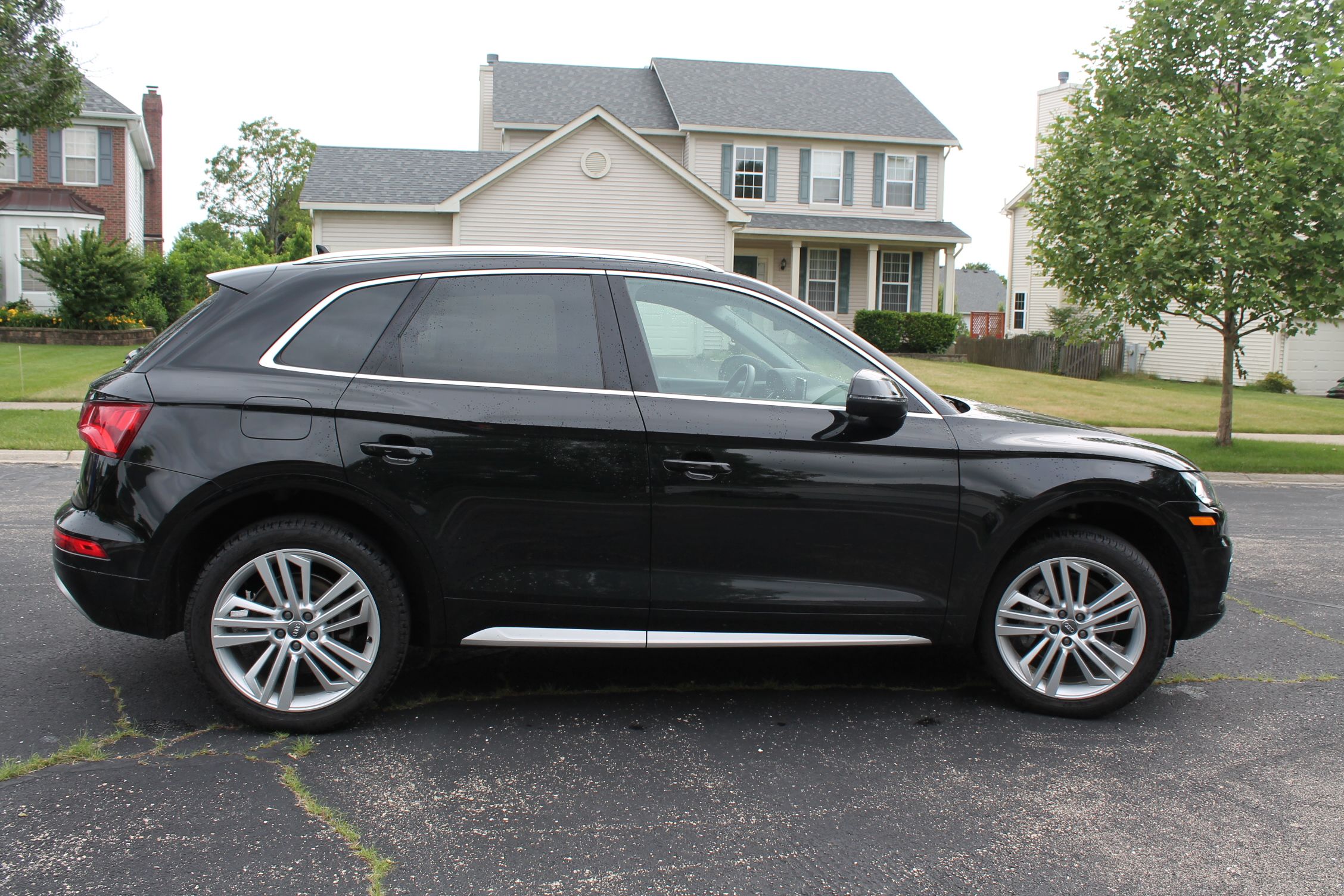 Used 2019 Audi Q5 2.0T Premium Plus w/ Premium Plus Package AWD/4WD image 12