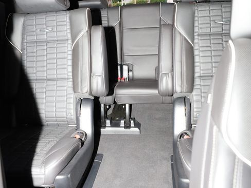 Used 2021 Cadillac Escalade ESV Sport Platinum image 24