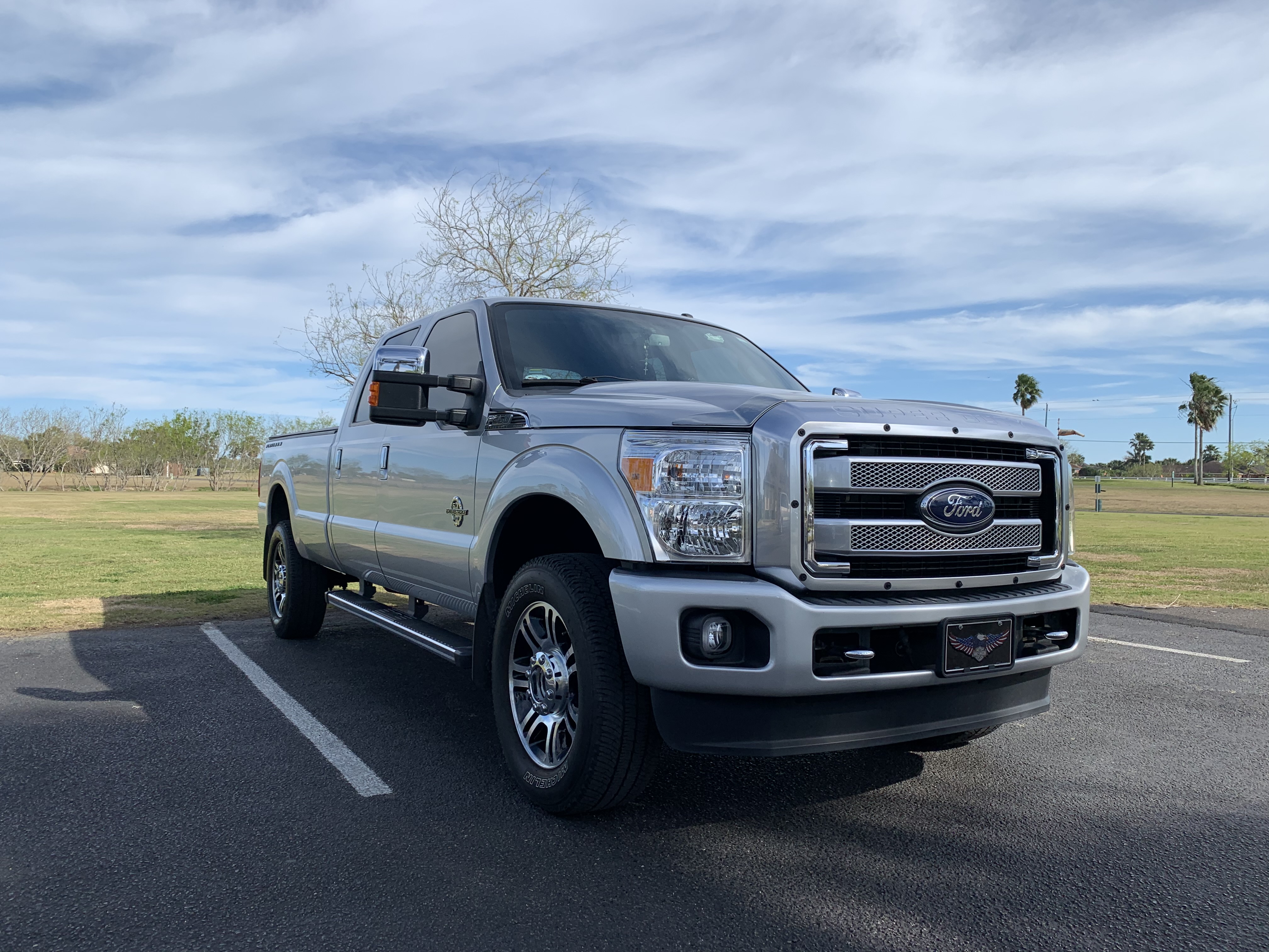 Used 2016 Ford F350 Platinum AWD/4WD image 4