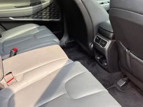 Used 2021 Hyundai Santa Fe Limited AWD/4WD image 16