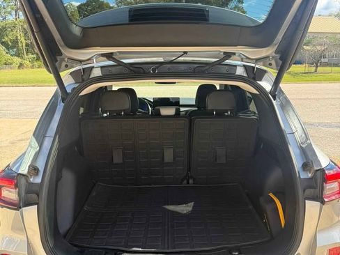 Used 2023 Ford Escape Platinum FWD image 4