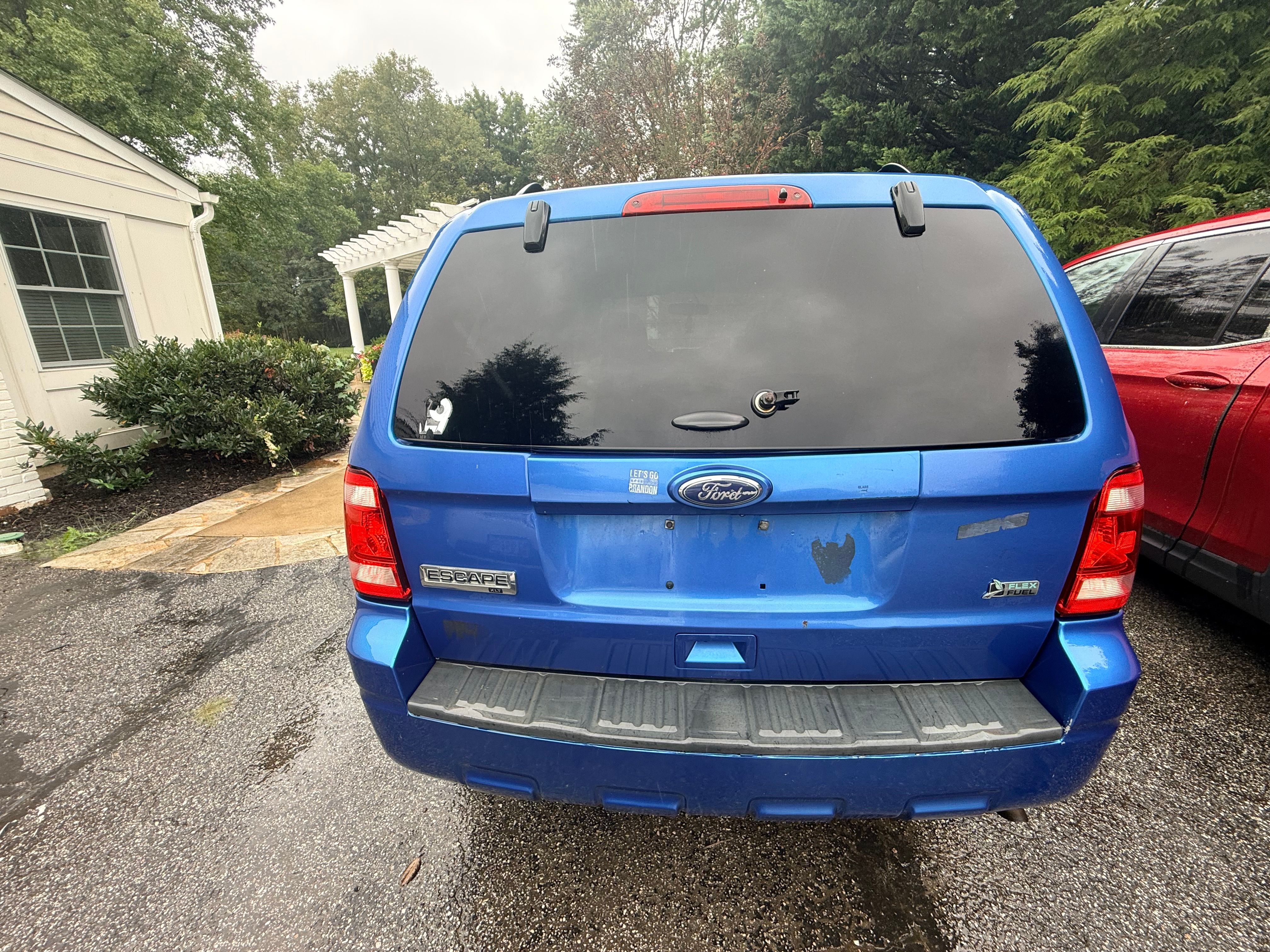 Used 2011 Ford Escape XLT FWD image 5